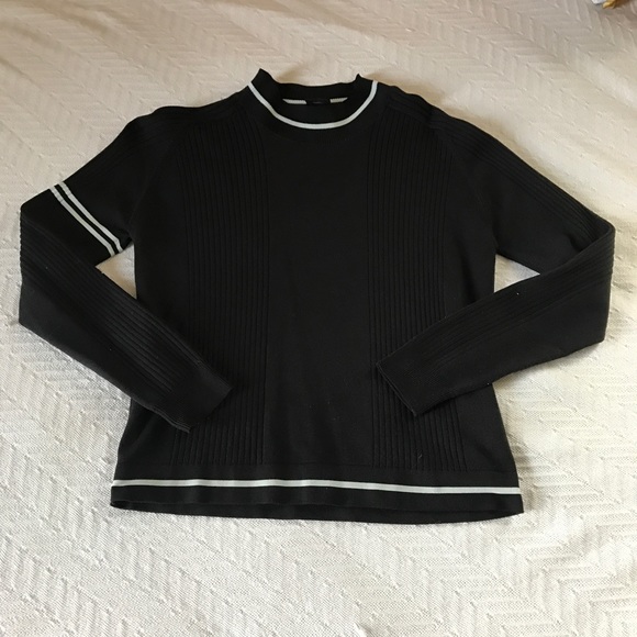 Nike Sweaters - 💕Nike Dri Fit Athletic Sweater💕